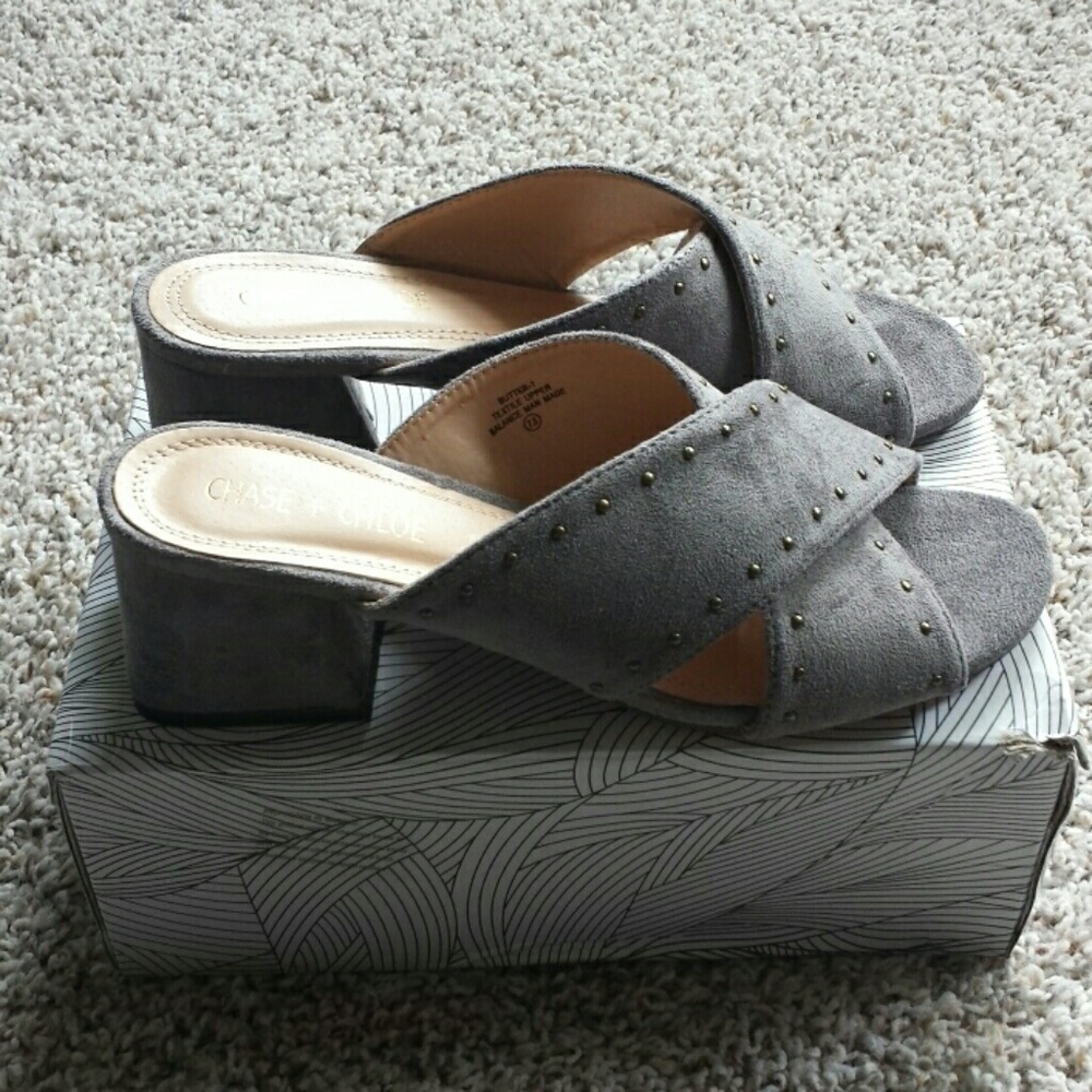 NWT grey faux suede studded mule sandals - Picture 3 of 8
